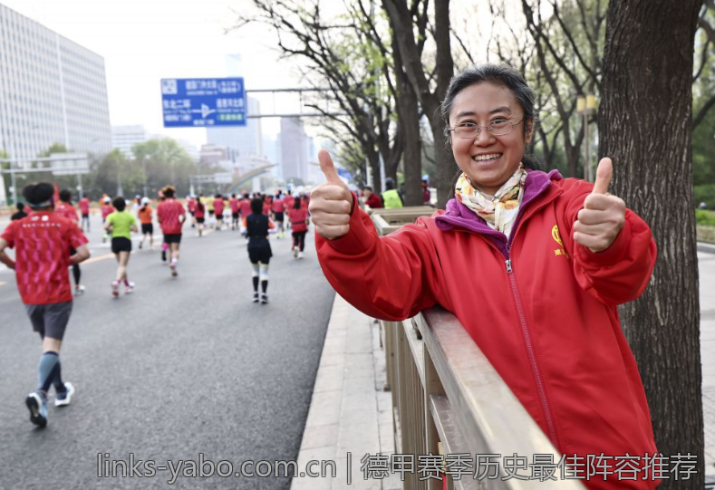 德甲赛季历史最佳阵容推荐