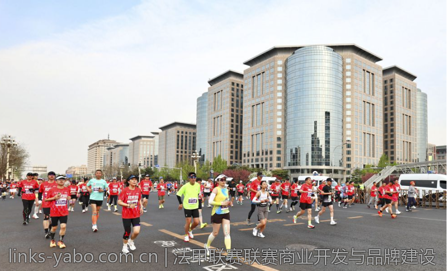 意甲联赛中场核心球员表现点评